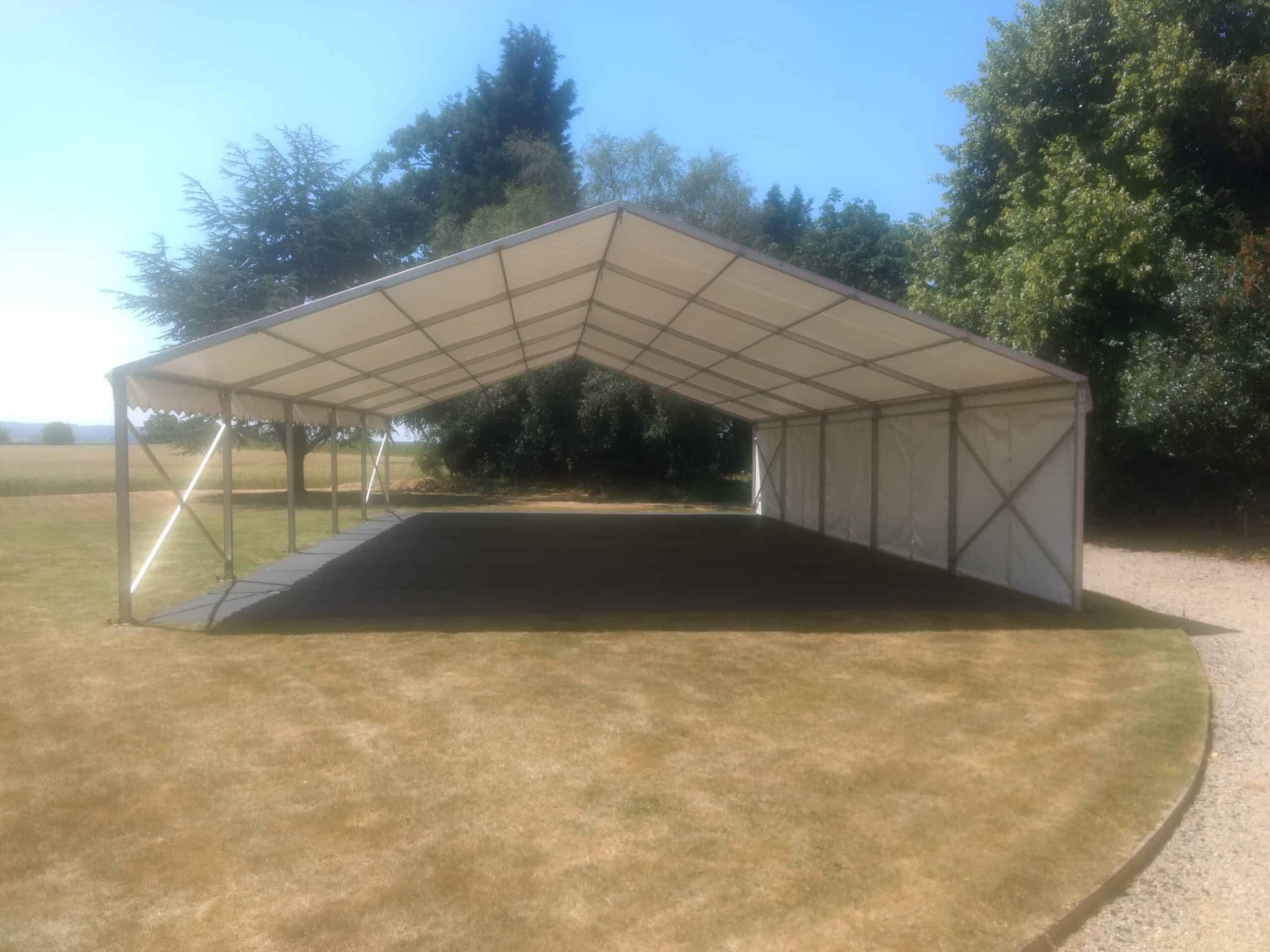 Outdoor marquee tent for events in Leicester, ideal for weddings, parties, and corporate gatherings.
